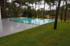 Piscina na Herdade da Aroeira